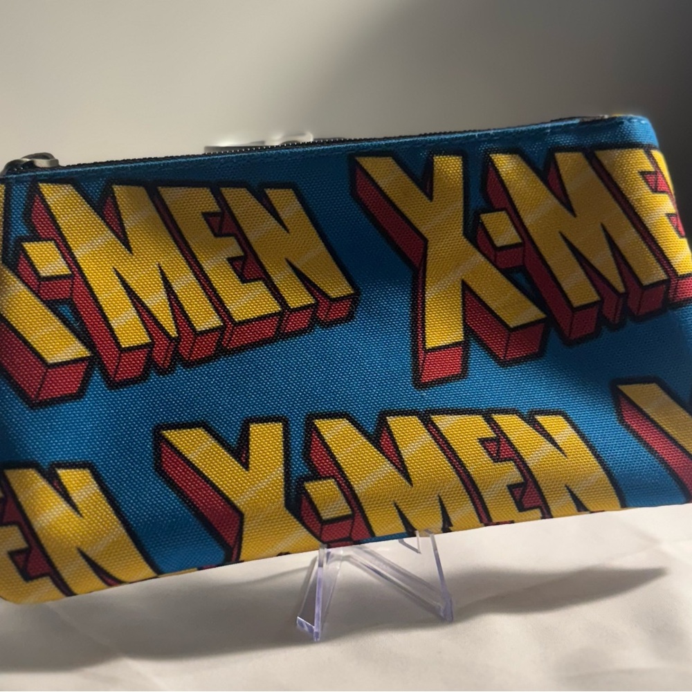 LoungeflyxMarvel Like New X-Men Blue and Yellow Clutch Wristlet